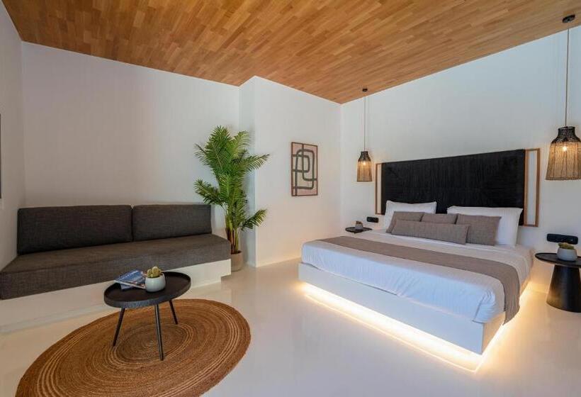 Люкс Кровать Кинг, Ftelia Black Villas