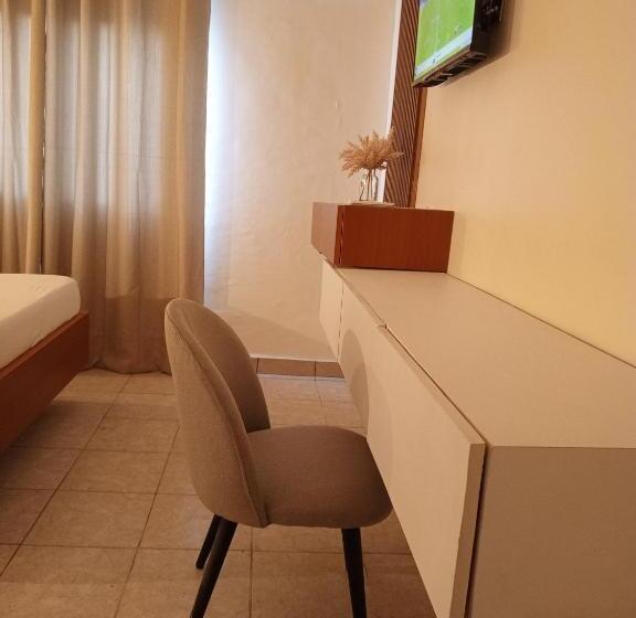 اتاق لوکس, First International Inn Downtown
