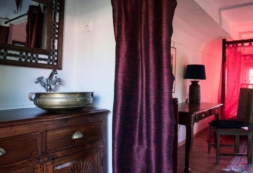 اتاق استاندارد, Crazy Lounge B&b