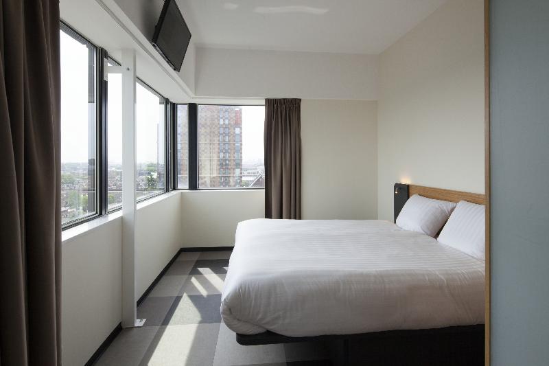 Номер Стандарт Трехместный, Easyhotel Amsterdam Zaandam