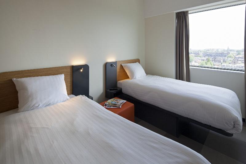 Номер Стандарт, Easyhotel Amsterdam Zaandam