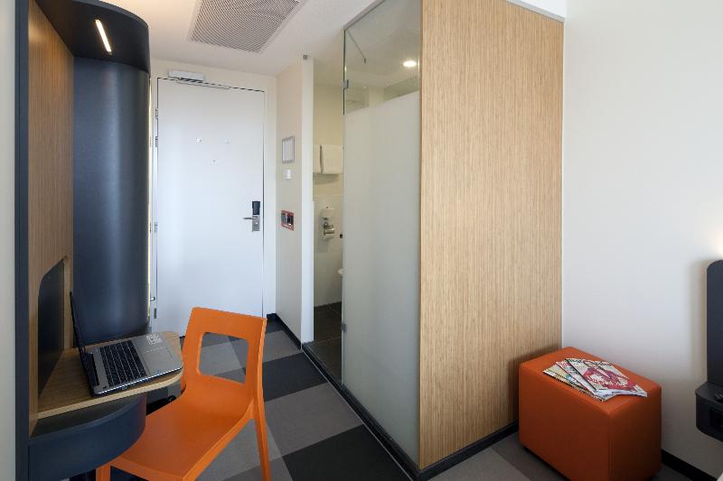 Номер Superior, Easyhotel Amsterdam Zaandam