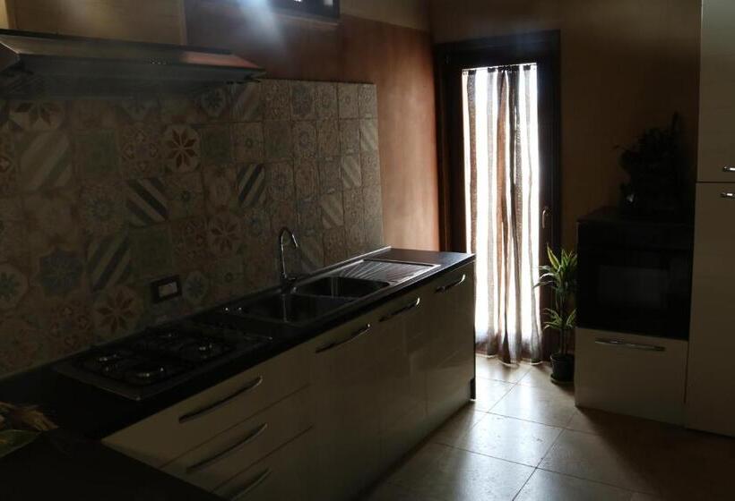 Апартаменты 1 Спальня, Casa Mattia  B&b In Legno & Paglia