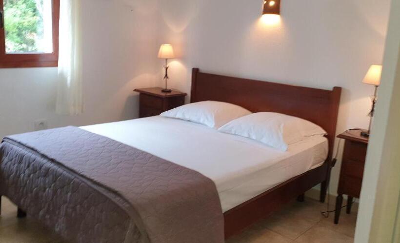 Номер Стандарт, Auberge De Cannedda