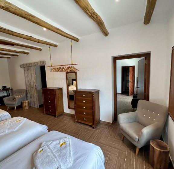 Family Suite, El Amparo