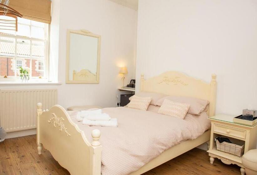 Номер Deluxe, Parade School Guest Rooms