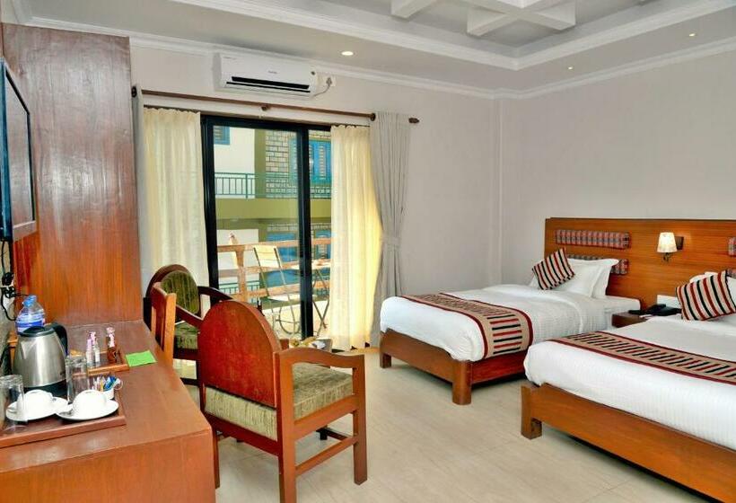 اتاق لوکس یک تخته, Kuti Resort & Spa