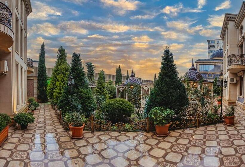 استودیو استاندارد با بالکن, Manor Luxury Hotel Baku