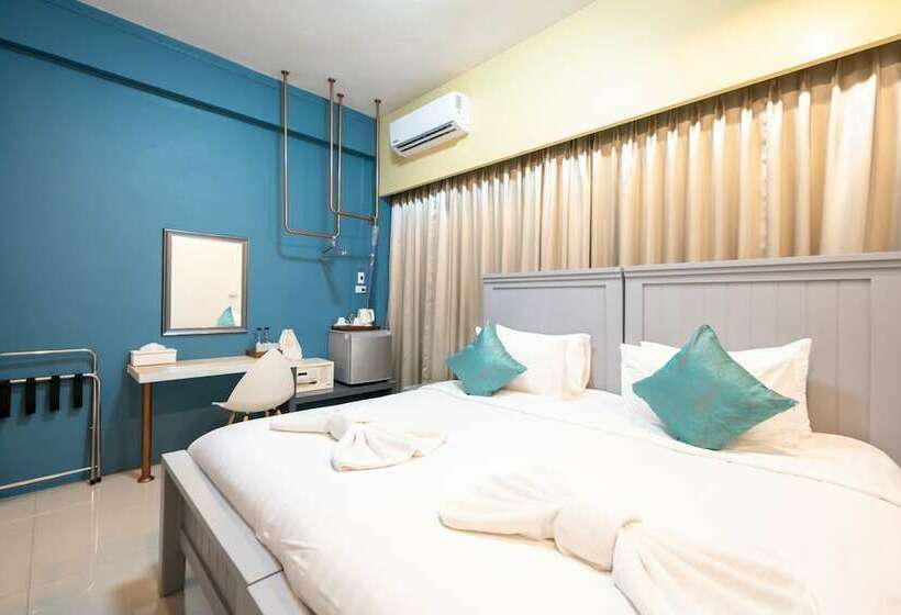 Номер Deluxe, The Iconic Hotel Ranong