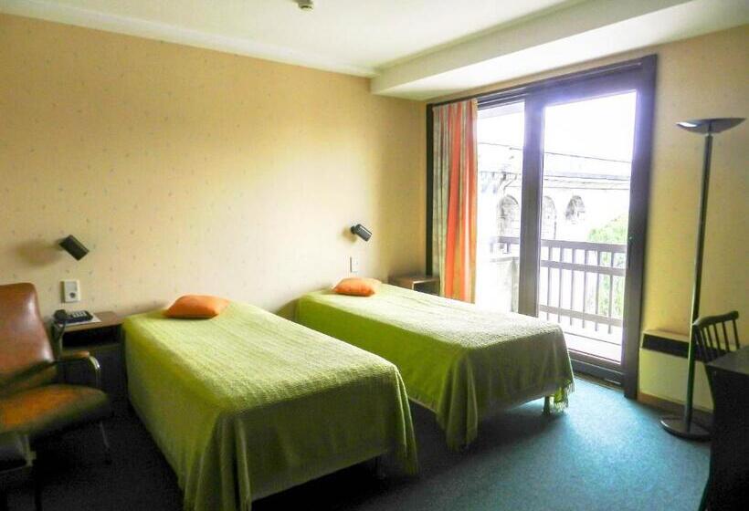 Номер Стандарт, Hôtel Du Fort