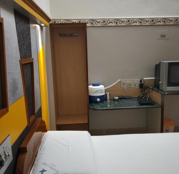 اتاق استاندارد یک نفره, Krishna Lodge