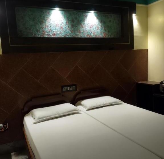 اتاق استاندارد یک نفره, Krishna Lodge