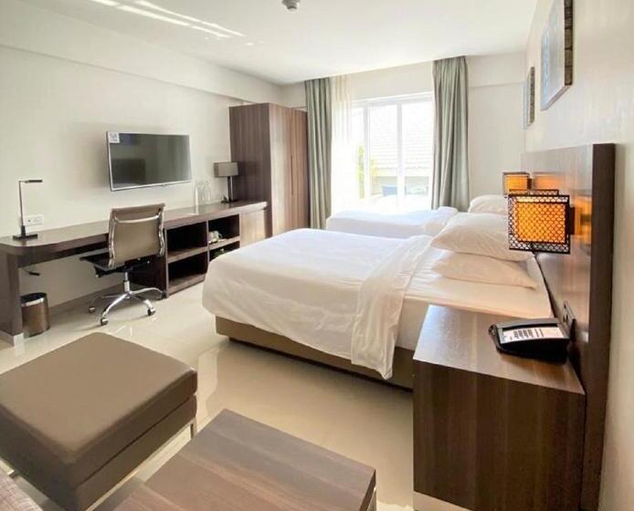 标准间带阳台, The Residency Towers, Rameswaram