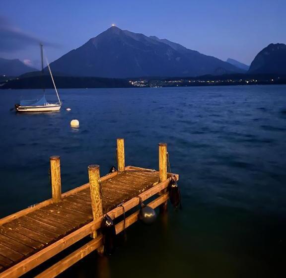 Номер Deluxe Вид на Море с Балконом, Boutique Hotel Niesenblick   Direkt Am Thunersee Gelegen Mit Self Check In & Digitaler Rezeption