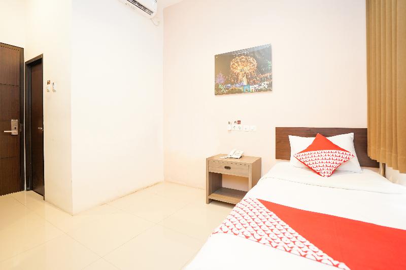 اتاق استاندارد یک نفره, Audah Syariah Residence Mitra Reddoorz