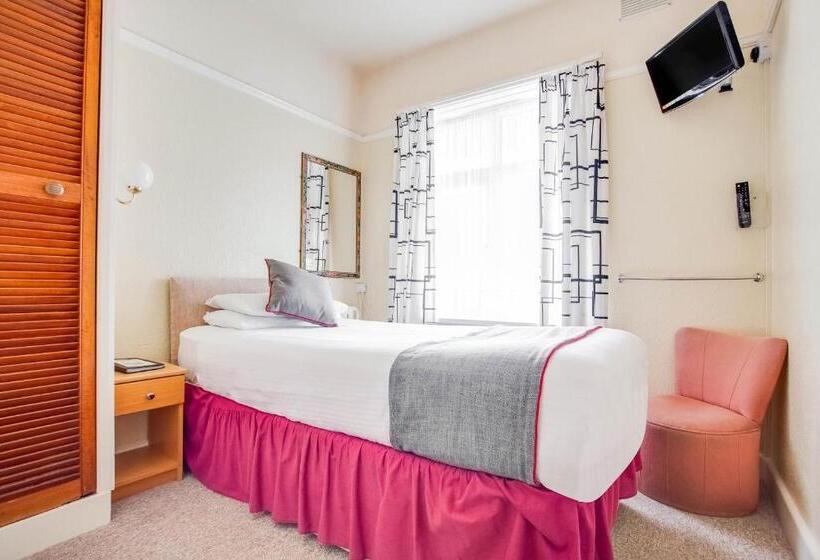 Номер Стандарт Индивидуальный, Godolphin Arms Hotel
