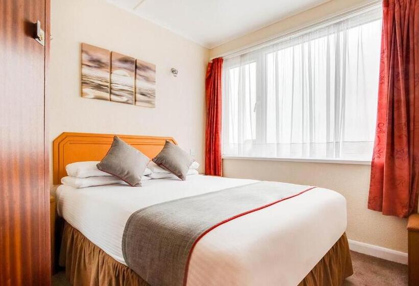 Номер Стандарт, Godolphin Arms Hotel
