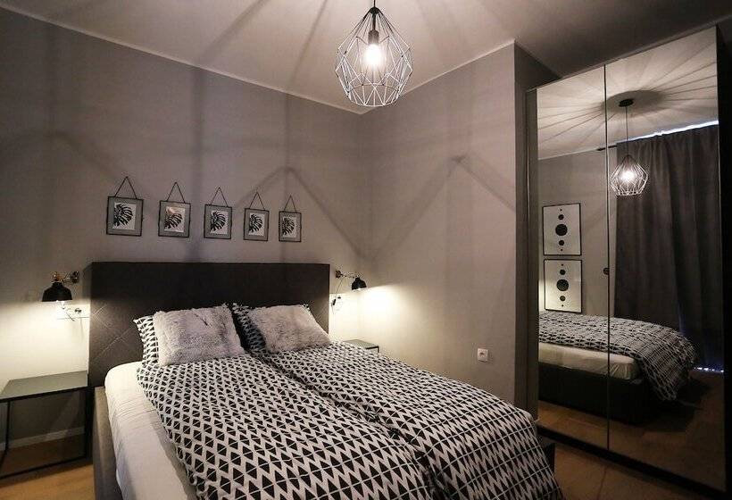 اتاق استاندارد با بالکن, Prestige Design Rooms