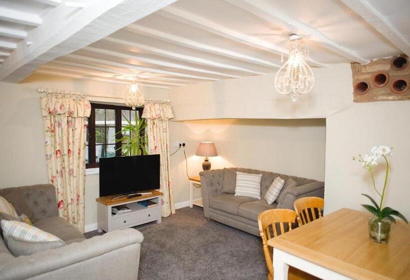 Дом 3 Спальни, Rutland Water Courtyard Rooms