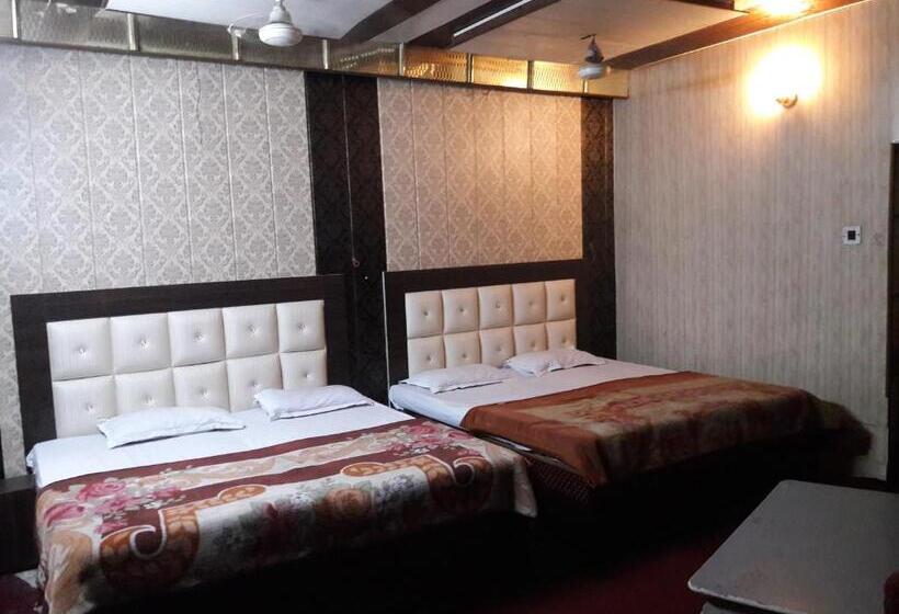 豪华家庭房间, Shehnaz Inn   Walking Distance For Golden Temple