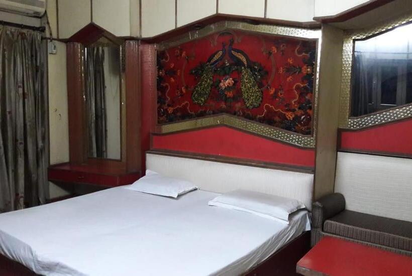 Economy Szoba, Shehnaz Inn   Walking Distance For Golden Temple