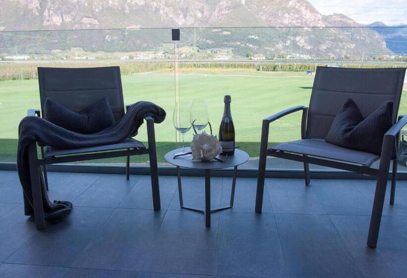 Люкс Superior, The Lodge Sporthotel   Golfclub Eppan