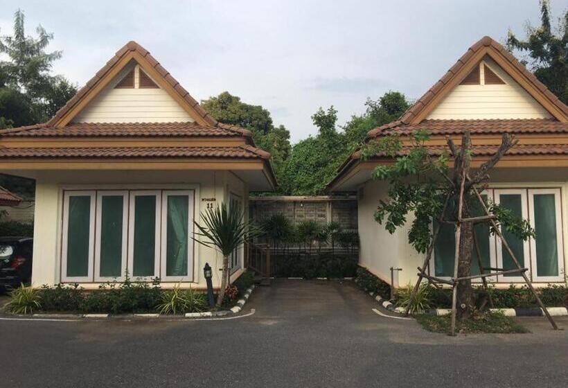 标准平房, Baan Dara Resort