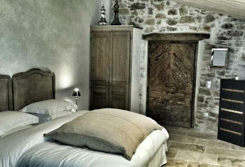 Люкс, Le Domaine Saint Martin