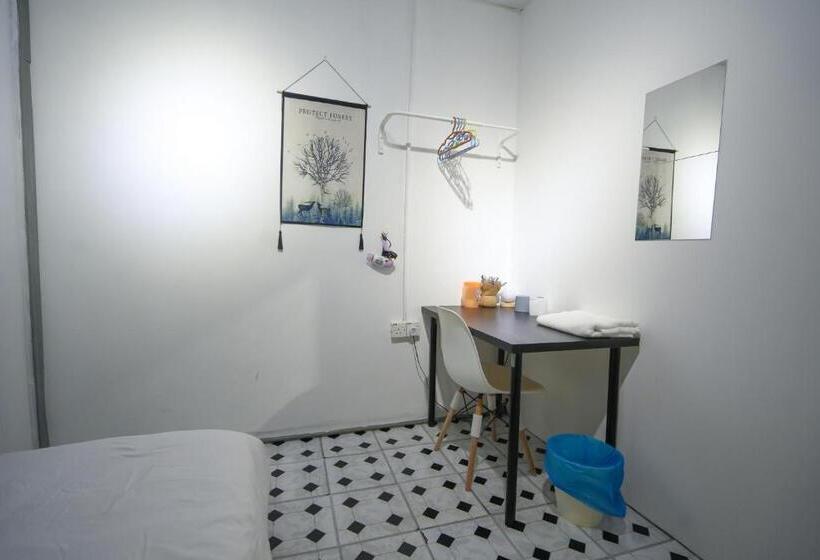 Номер Стандарт Индивидуальный, G Traveler Accommodation   Hostel