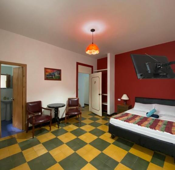 ガーデンビュースタンダードルーム, Havana Hostel Cali & Dance School