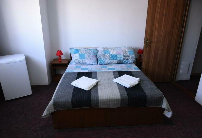 اتاق استاندارد, Hostel Ruxandra