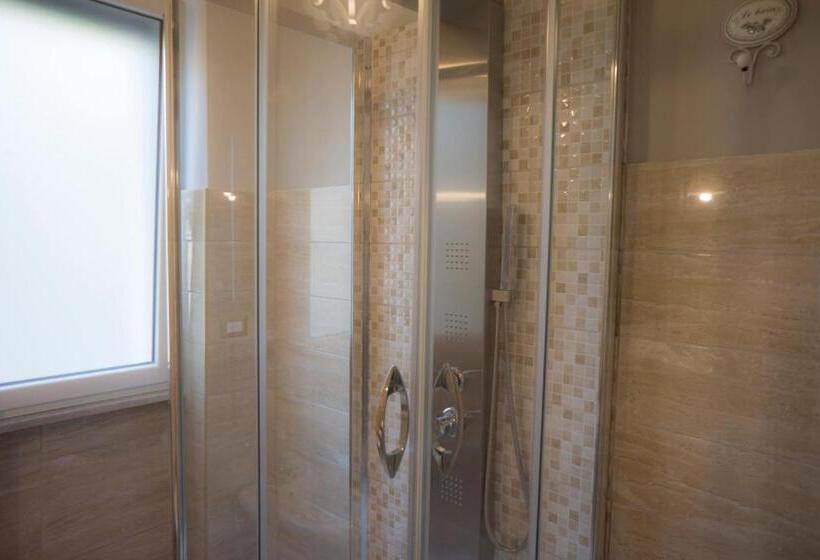 سوییت, B&b Donna Ada