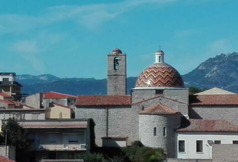 Quarto Familiar Vista Mar Lateral, Antares Rooms And Suites