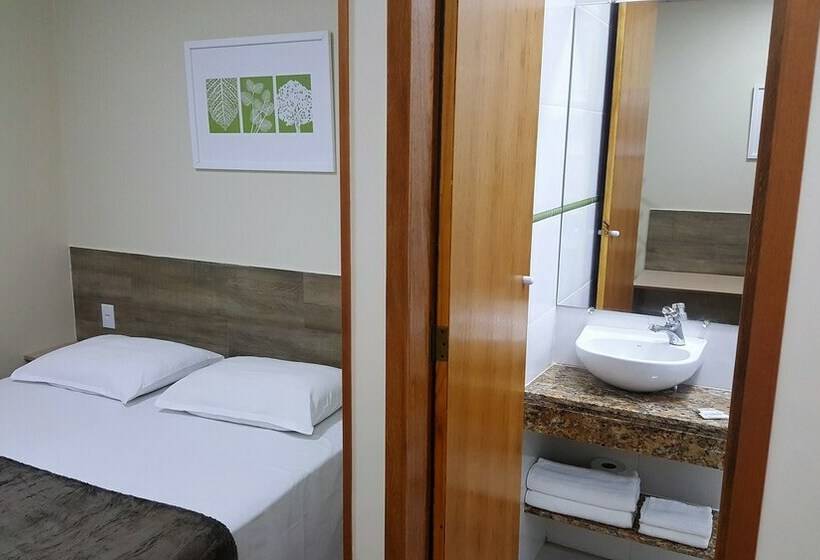 Quarto Triplo Estandar, Orleans