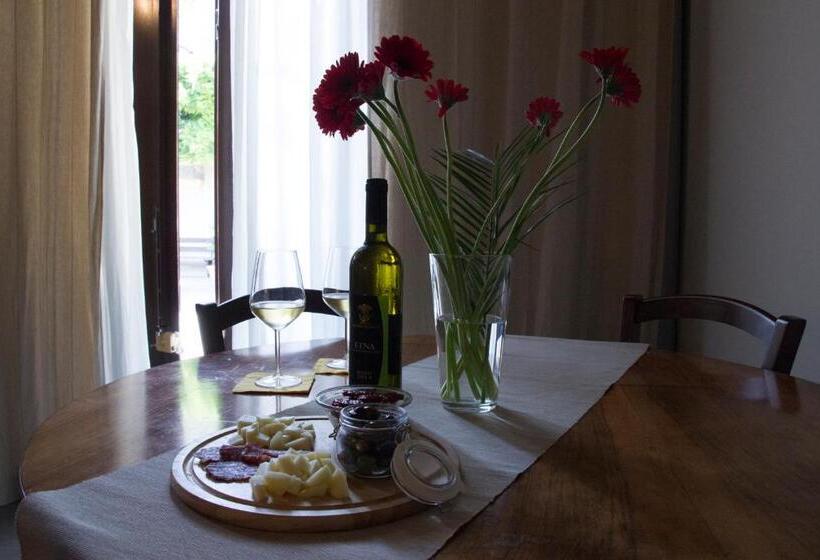 سوییت, Tenuta Del Gelso
