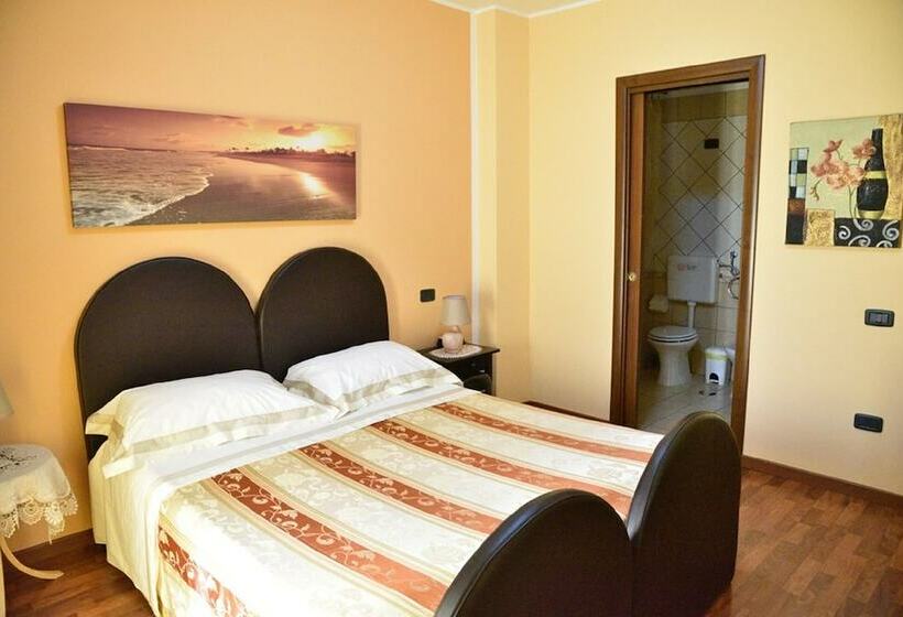 带阳台的豪华间, Bed & Breakfast Ospiti A Corte