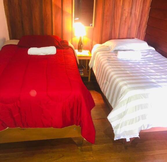 اتاق استاندارد با سرویس بهداشتی مشترک, Cabinas Lupita