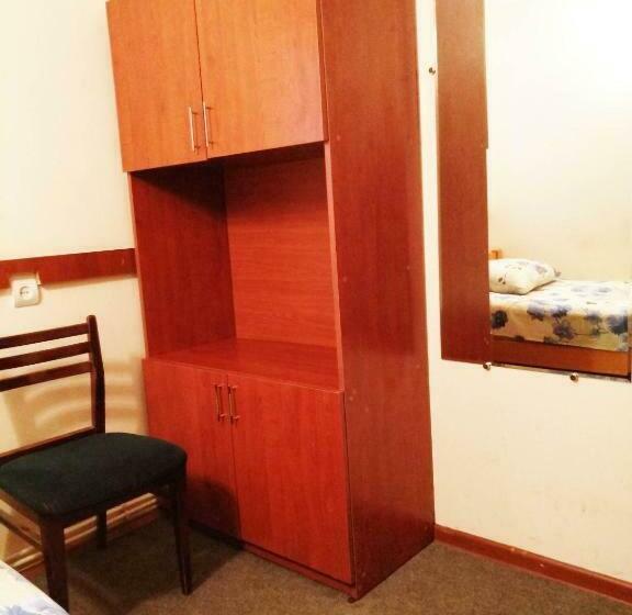 اتاق عادی یک تخته, Hostel Sakharov & Tours