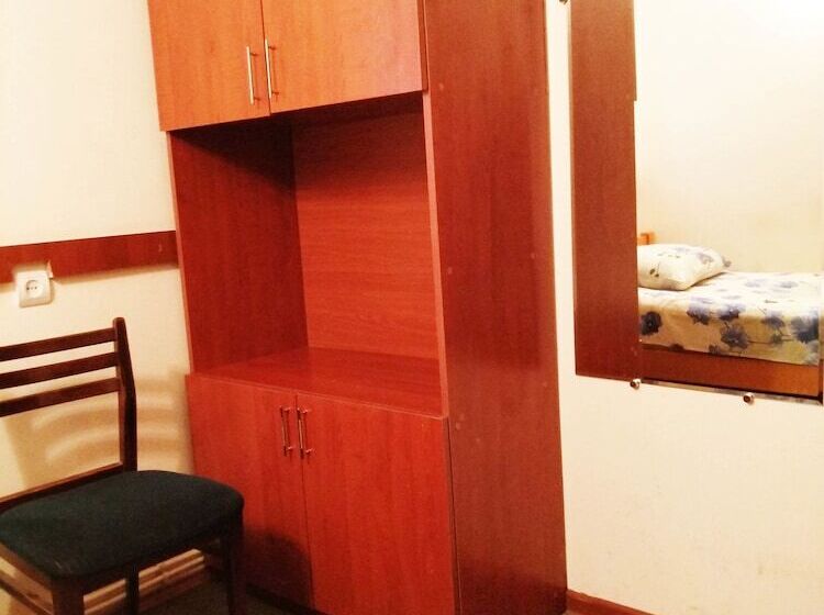 اتاق عادی یک تخته, Hostel Sakharov & Tours
