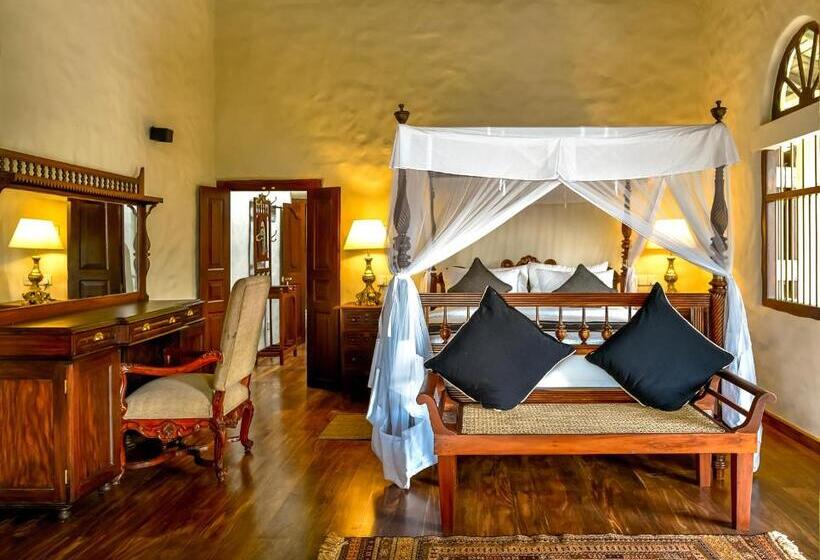 Номер Deluxe, Pedlars Manor