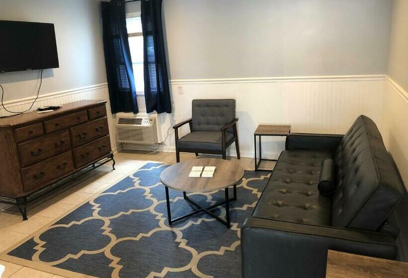 스위트, Boardwalk Beach Inn