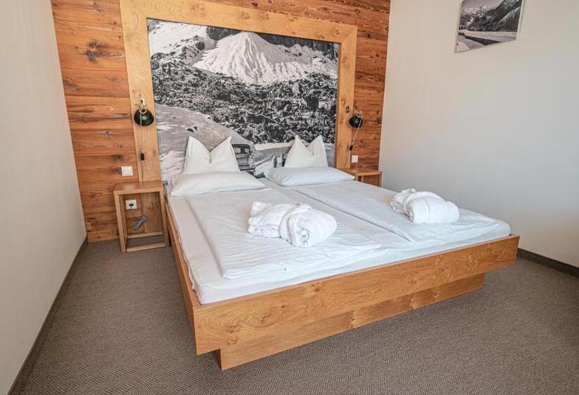 标准工作室, Alpen Suites Brandnertal
