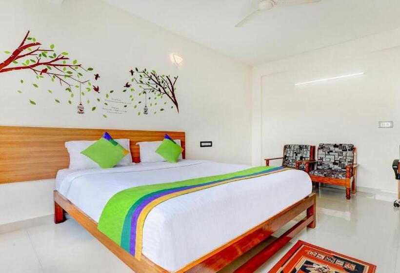 חדר סטנדרט, Treebo Atithi Comforts, 1 Km From Nisargadhama Forest