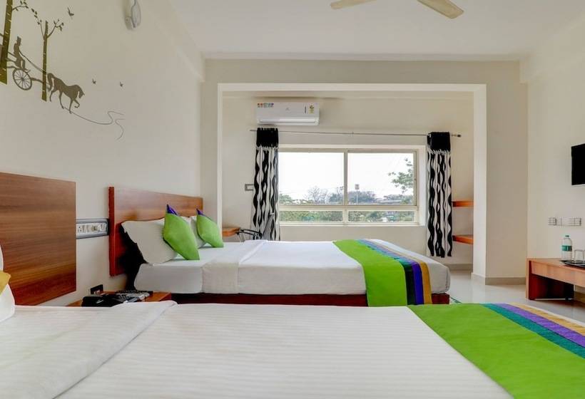 חדר דלוקס, Treebo Atithi Comforts, 1 Km From Nisargadhama Forest