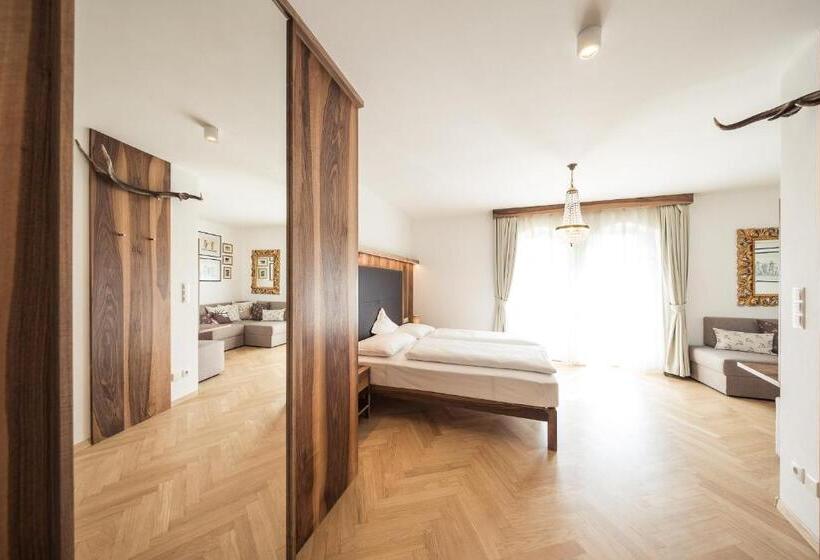 Полулюкс, Romantik Hotel Jagdhof