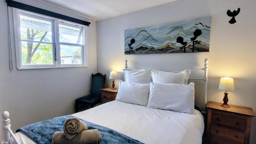 Quarto Economy, Kinloch Wilderness Retreat