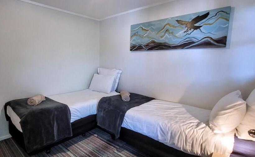 Quarto Economy, Kinloch Wilderness Retreat
