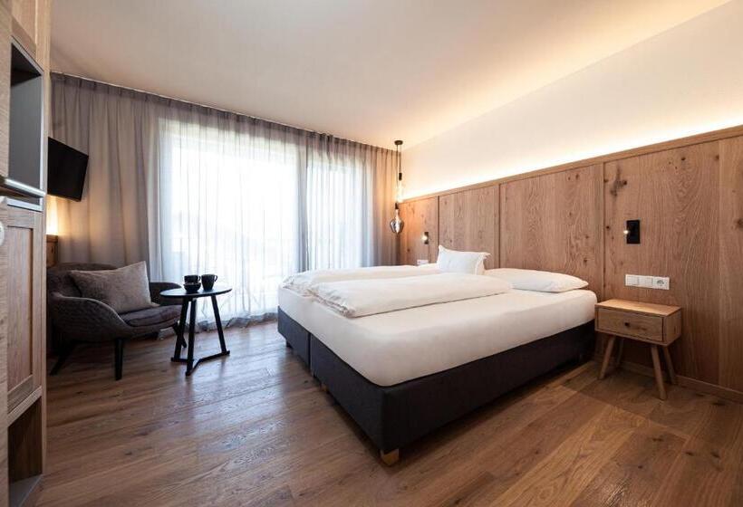 Superior studio mountain view, B&b Boutiquehotel Clara