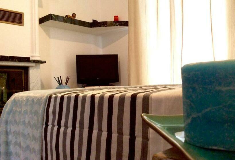 اتاق استاندارد سه تخته با بالکن, B&b Giù Le Stelle