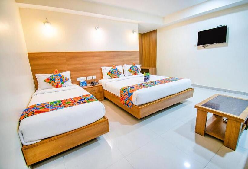 Семейный Номер, Fabhotel Jansi Deluxe   Nr Gandhipuram Bus Stand